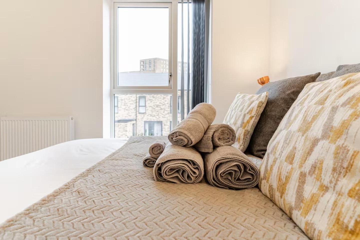 Holiday home Parkes Six One - Stunning 3 Bed House - - Free Parking - Contractors & Family Birmingham
