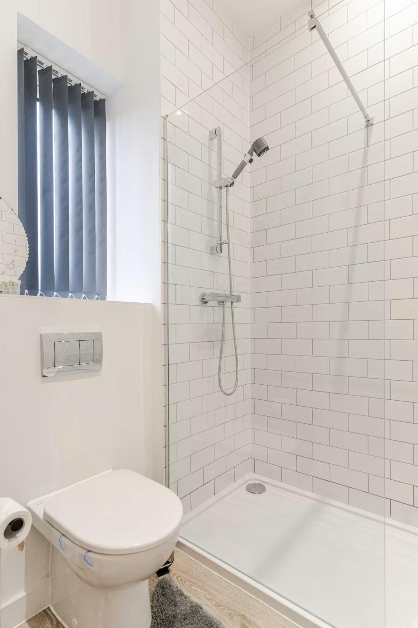 Holiday home Parkes Six One - Stunning 3 Bed House - - Free Parking - Contractors & Family Birmingham