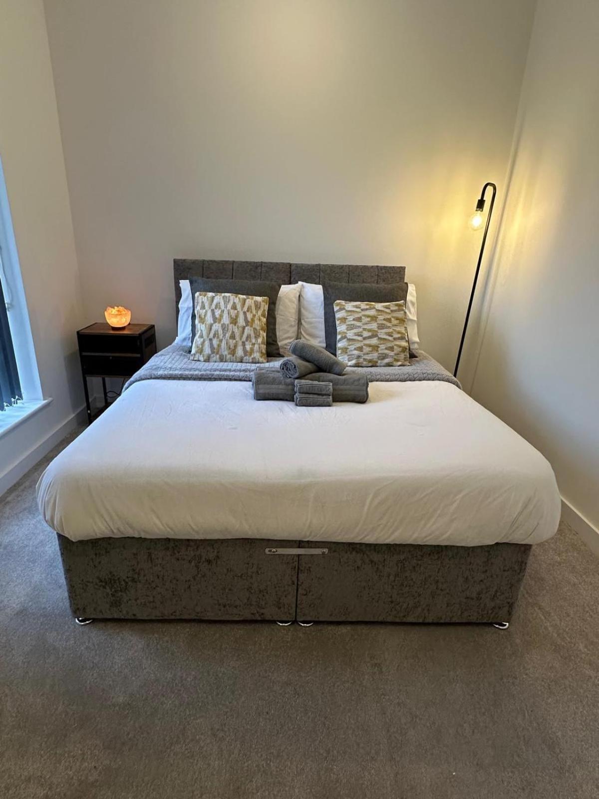 Holiday home Parkes Six One - Stunning 3 Bed House - - Free Parking - Contractors & Family Birmingham